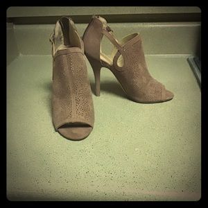 Lauren Conrad heels
